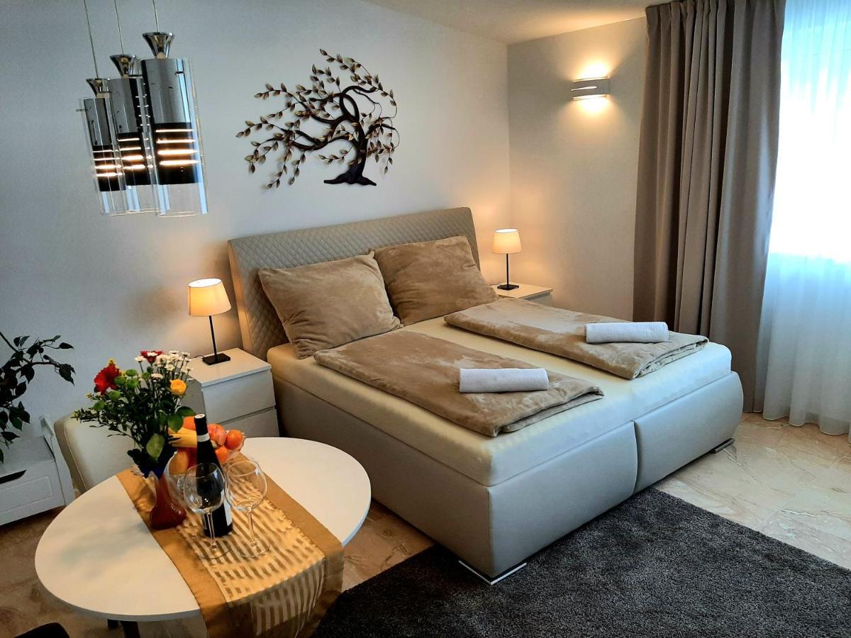 Nobless Apartments Holedna Μπρνο Εξωτερικό φωτογραφία