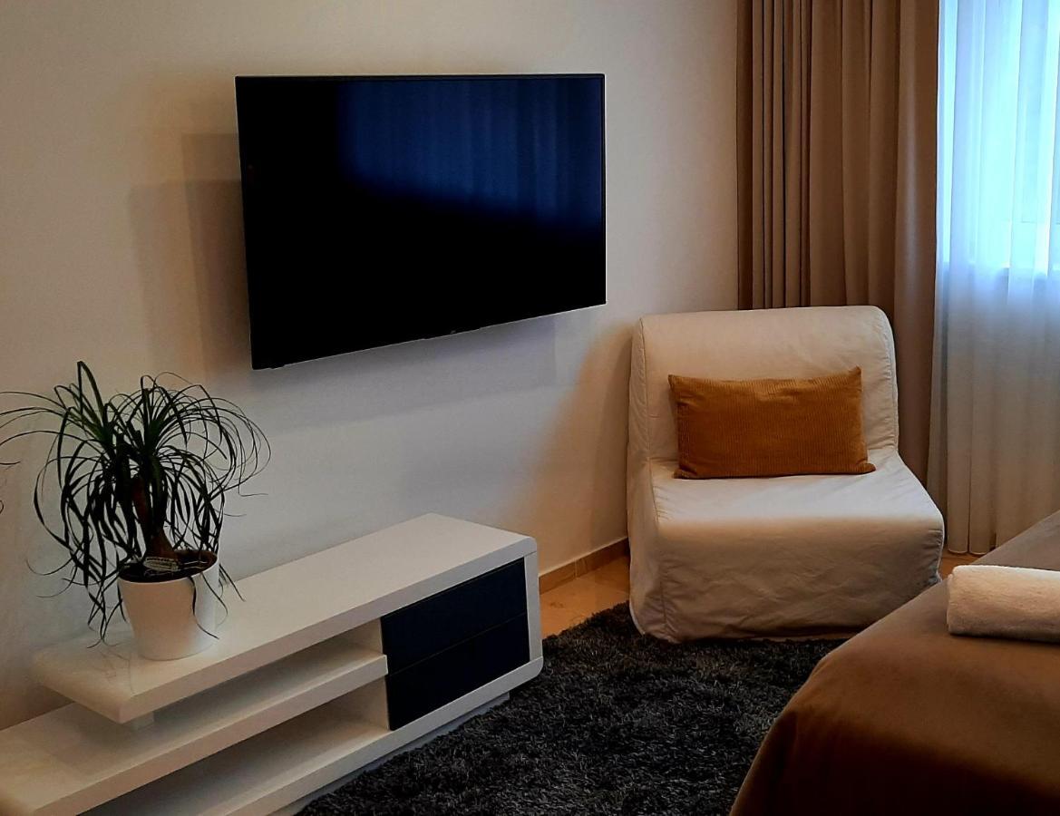 Nobless Apartments Holedna Μπρνο Εξωτερικό φωτογραφία